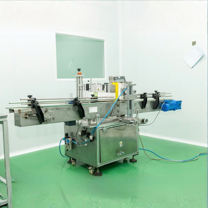 Dây chuyền máy móc sản xuất
